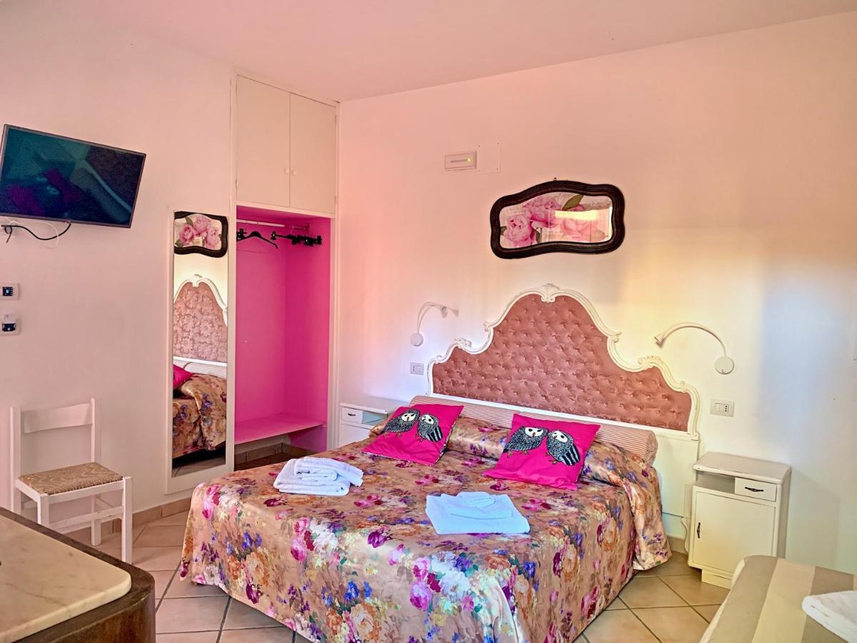 Standard Family Room,1588182203:JPEG